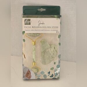 Jade Facial Roller & Gua Sha Stone Set - Green